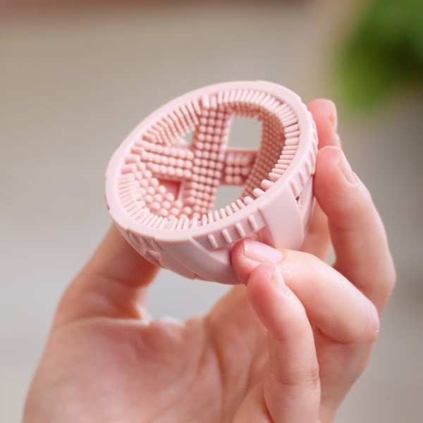 Hand Brush For Chicken Eggs