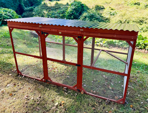 Weather-resistant roof panel for chicken run extensions, designed for secure fit and durability