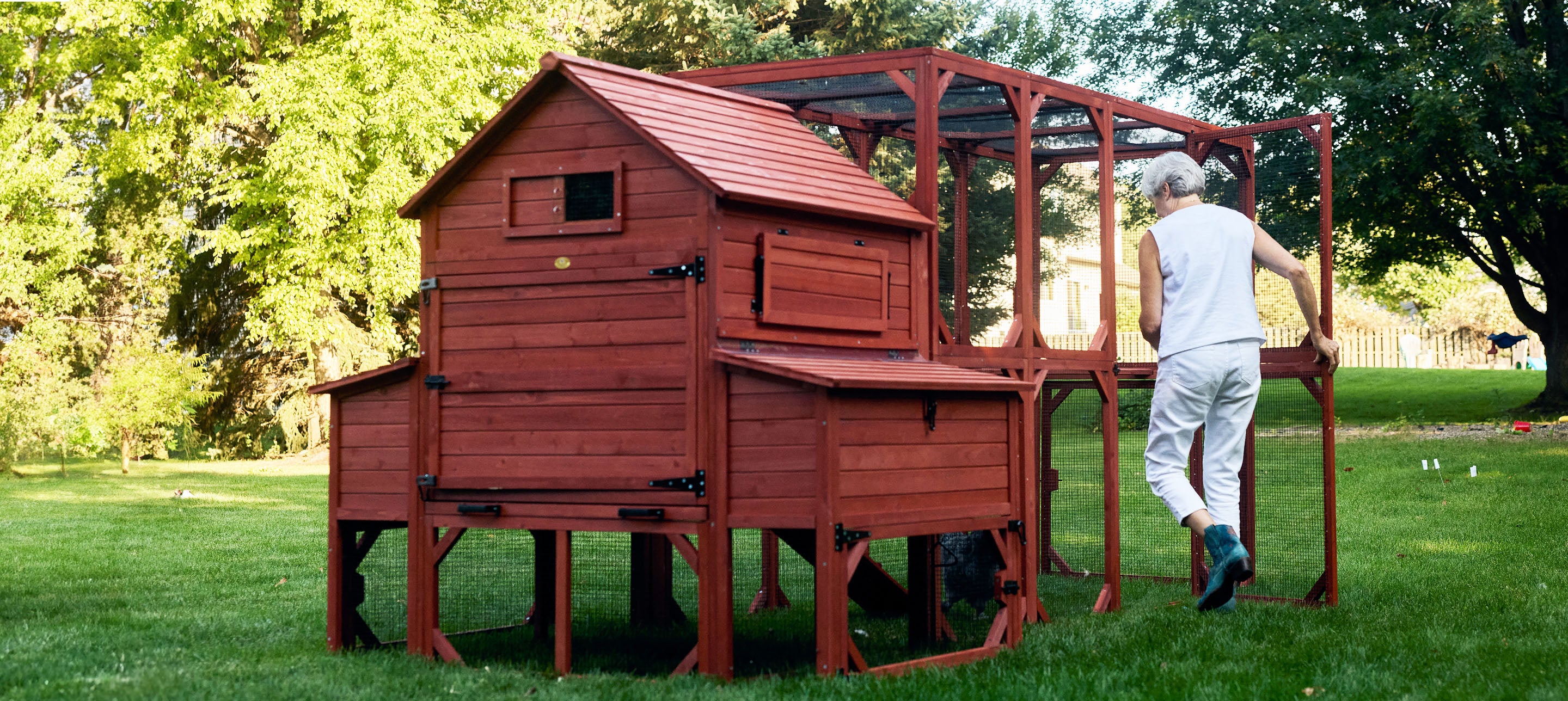 Chicken Coop for 10 Chickens – Rhode Island Homestead Coop with Run Extension Options