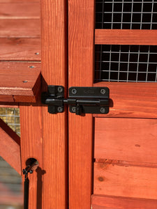 Leghorn Cottage Chicken Coop 4+ Chickens. IN STOCK!